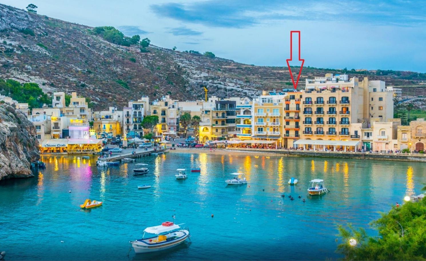 Seafront Duplex Penthouse With Terrace Overlooking Xlendi Bay Exterior foto