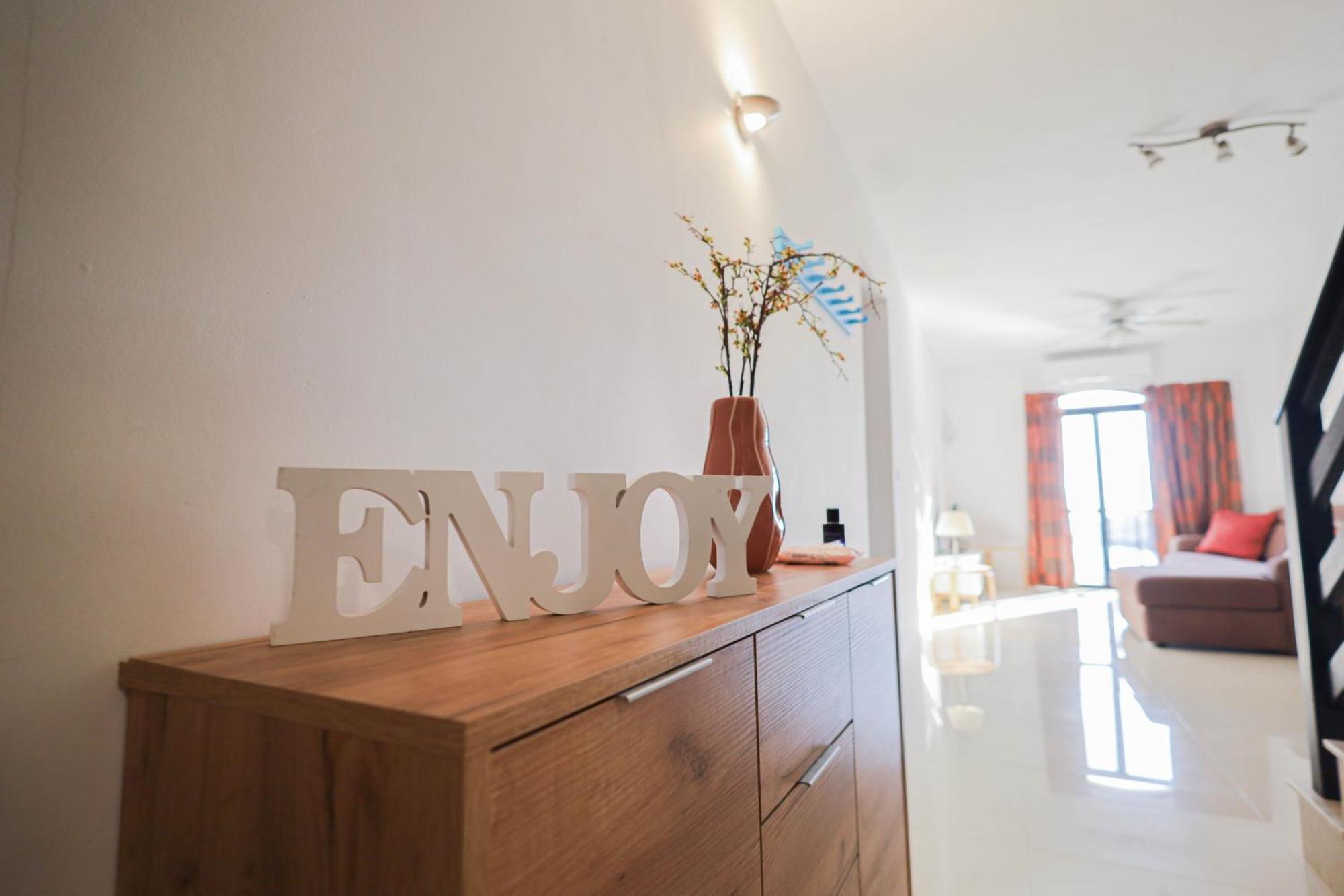 Seafront Duplex Penthouse With Terrace Overlooking Xlendi Bay Exterior foto